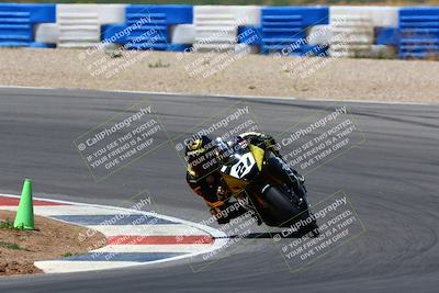 media/Apr-30-2023-CRA (Sun) [[020fcf5d43]]/Race 2-600 Expert Supersport/